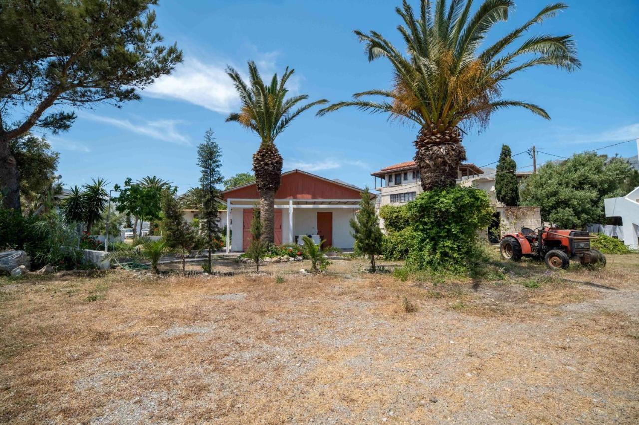 Milos Studios & Beach House Frangokastello Exterior foto