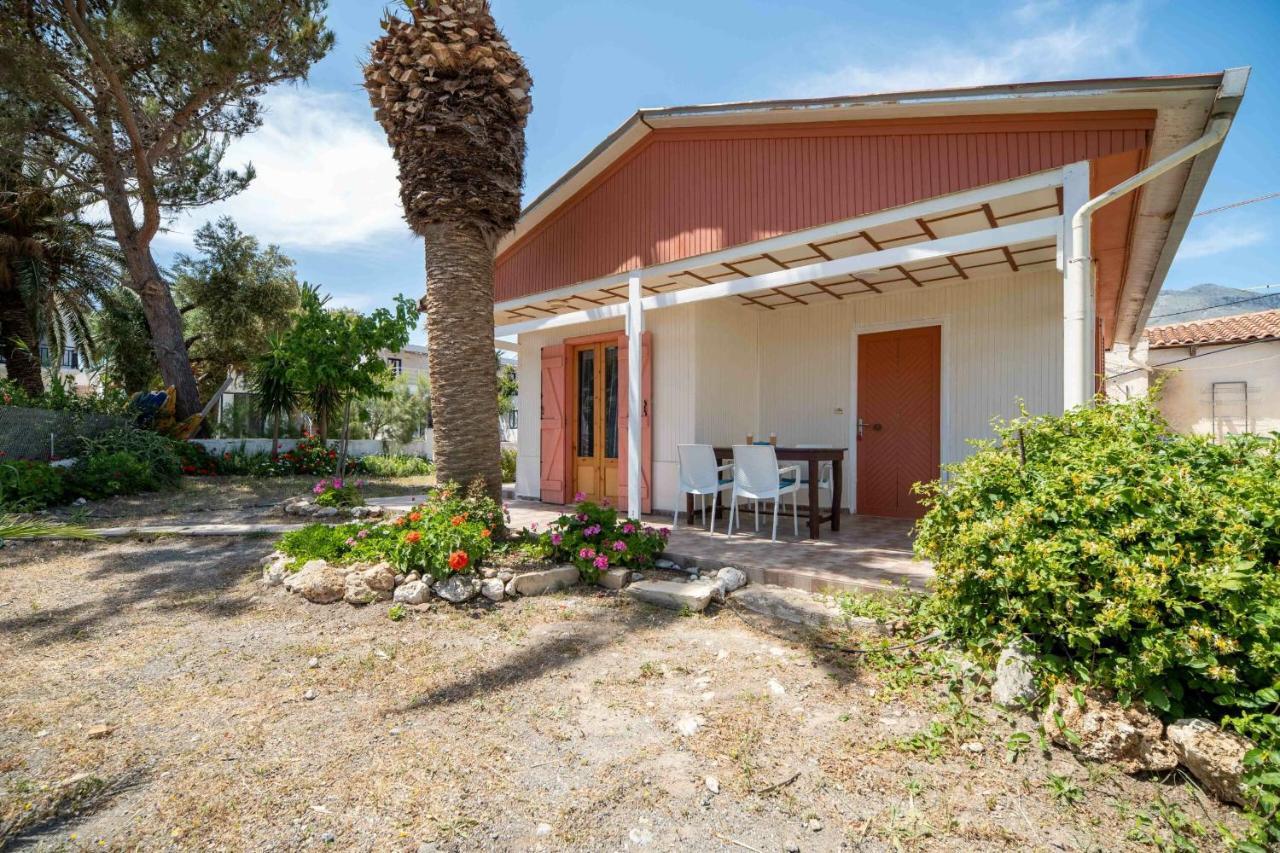 Milos Studios & Beach House Frangokastello Exterior foto